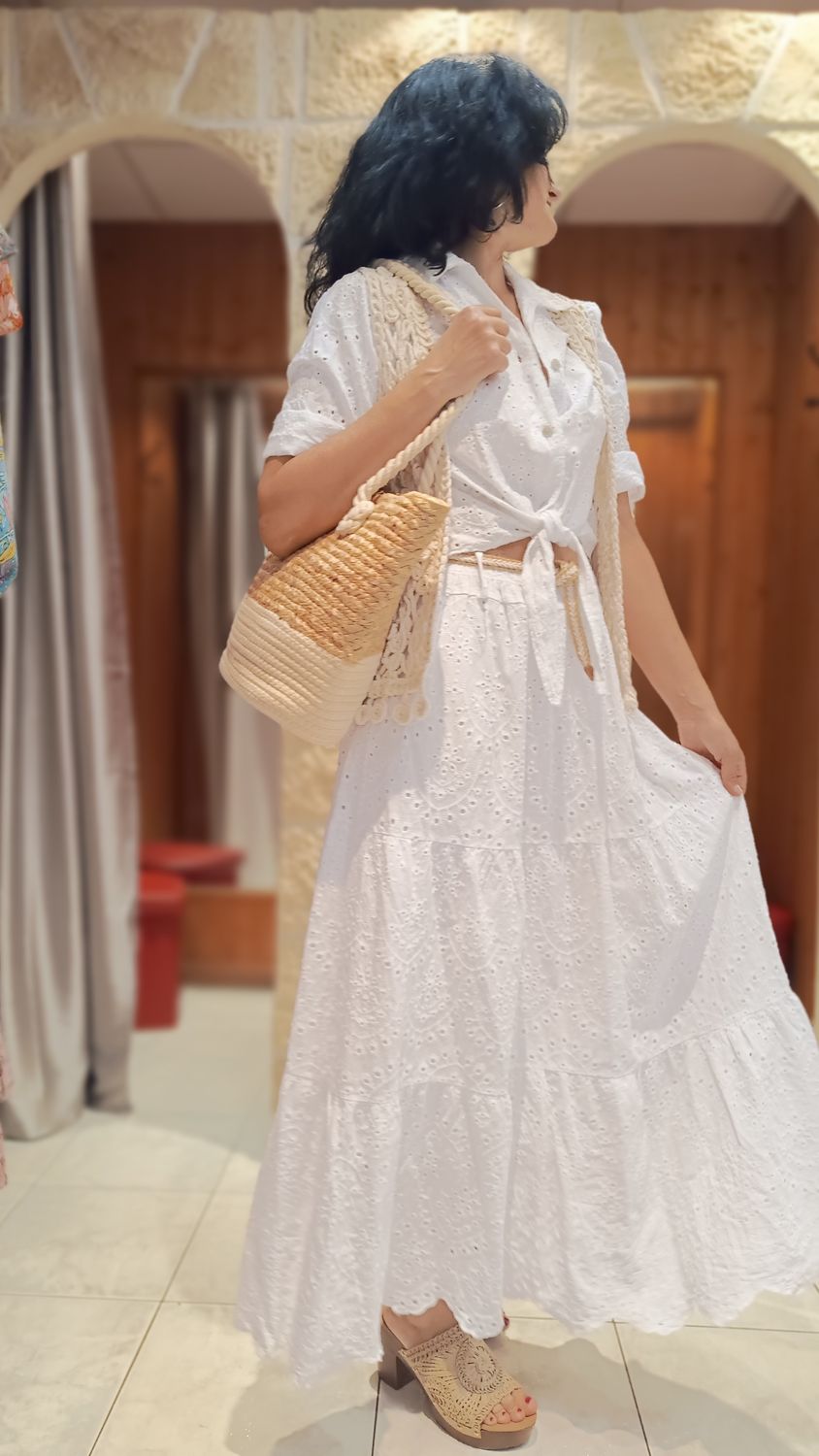 Jupe longue broderie anglaise blanc Jupe longue broderie anglaise blanc