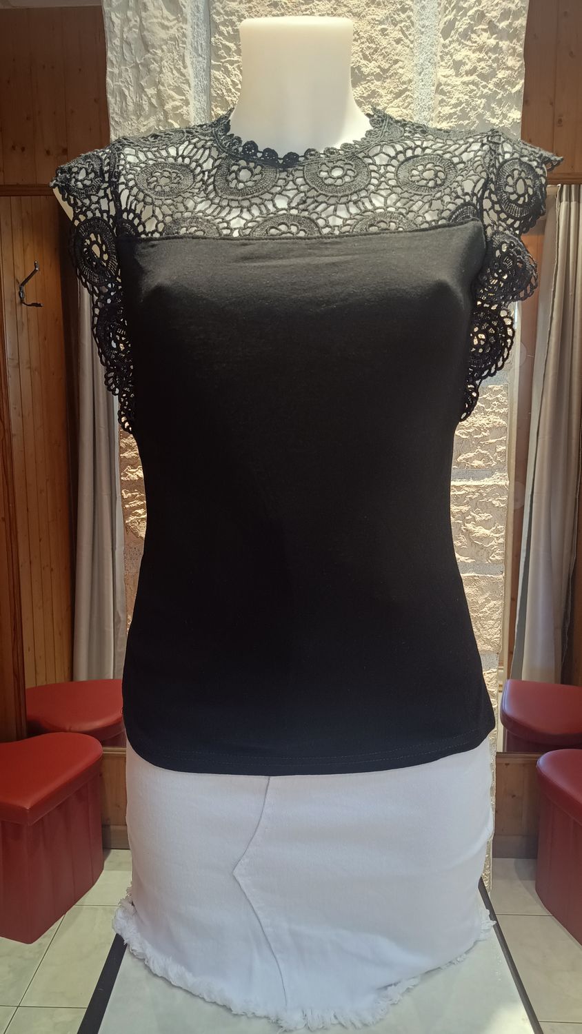 Top dentelle noir