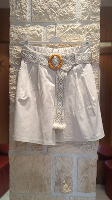 Short à pinces beige 