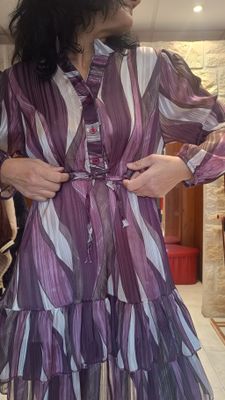 Robe Lilie volants prune