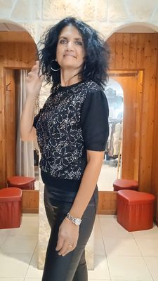 Pull Zara fleurs noir