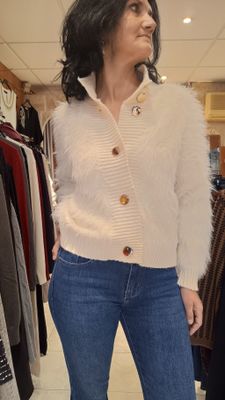 Cardigan poilu écru 