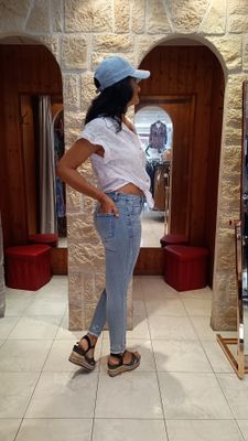 Jean slim bas perles strass