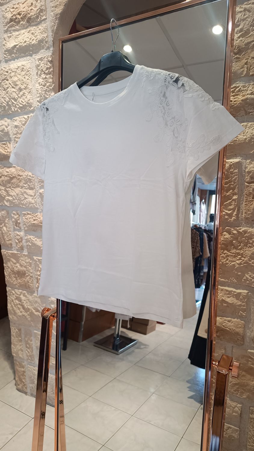 T-shirt épaule dentelle blanc