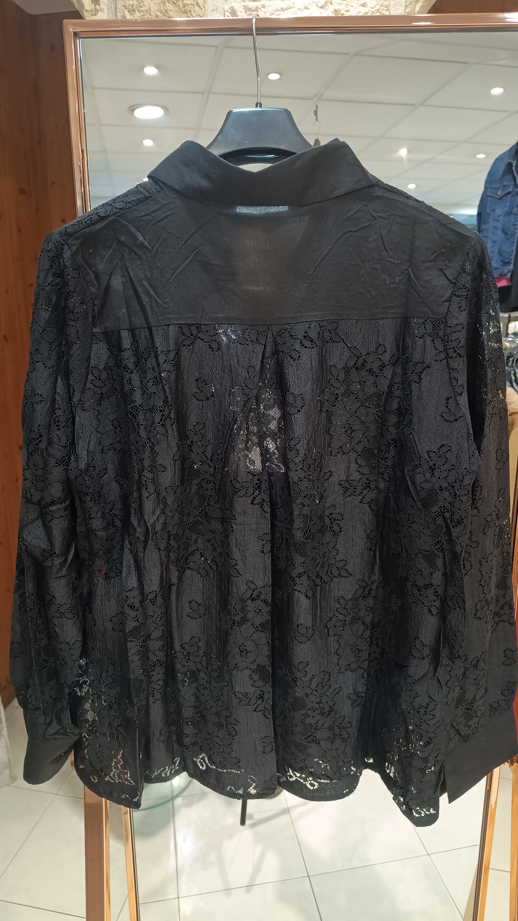 Chemisier dentelle noir