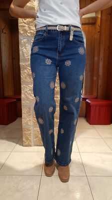 Jean fleurs brodées bleu foncé 
