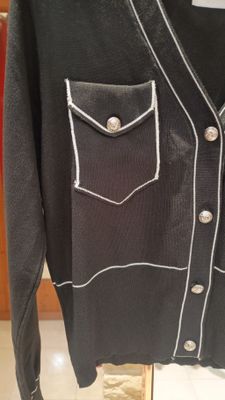 Cardigan contraste noir