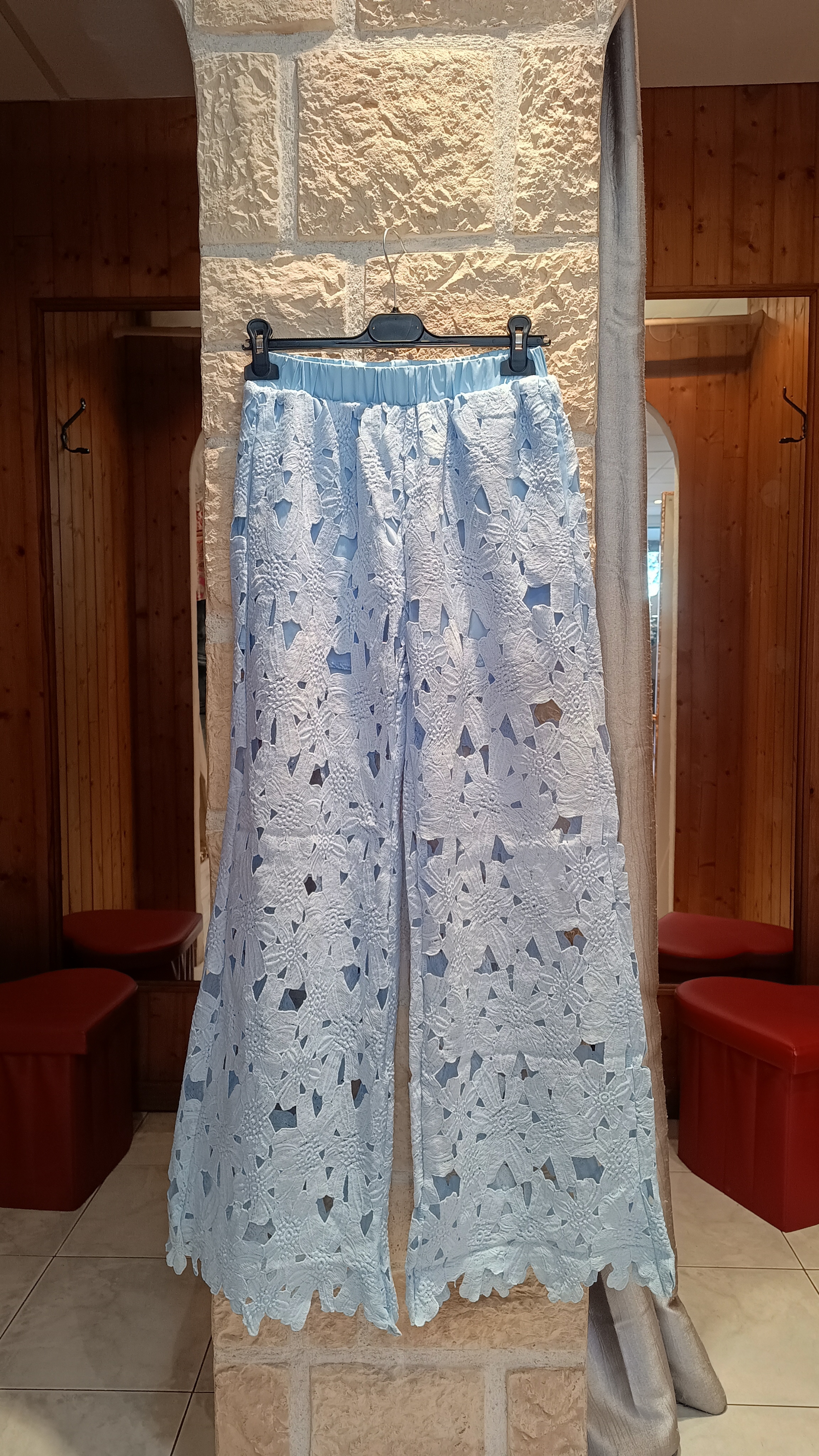 Ensemble dentelle bleu ciel