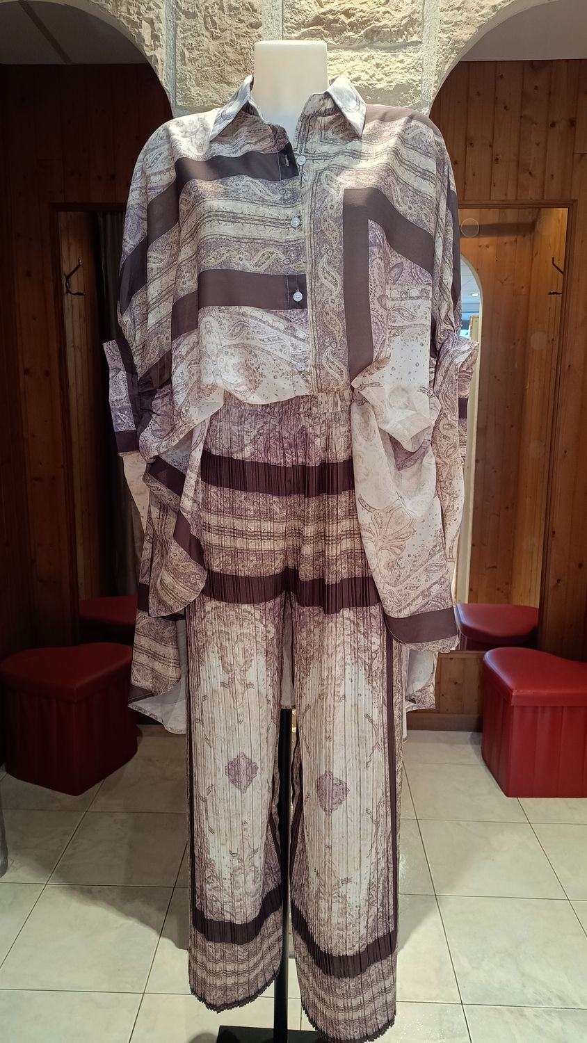 Ensemble fluide imprimé beige / marron Ensemble fluide imprimé beige / marron