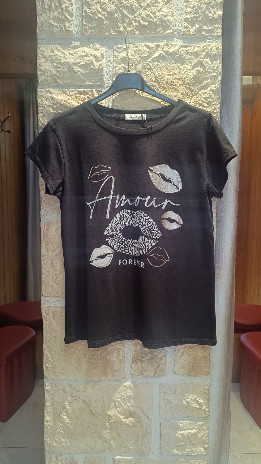 T-shirt Amour noir strass T-shirt Amour noir strass