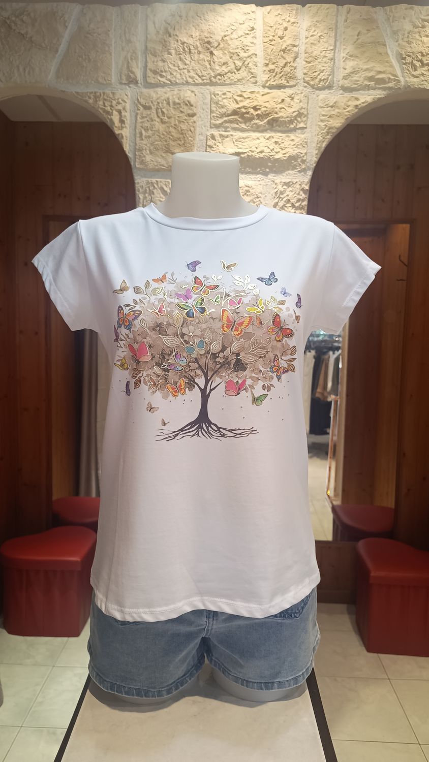 T-shirt Butterfly tree beige T-shirt Butterfly tree beige