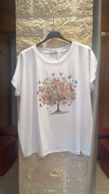 T-shirt Butterfly tree oversize beige T-shirt Butterfly tree oversize beige