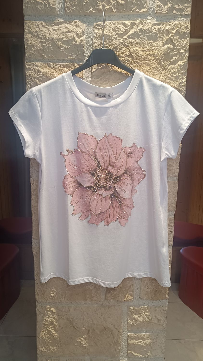 T-shirt Magnolia rose T-shirt Magnolia rose