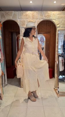 Robe chemisier broderie anglaise jaune clair Robe chemisier broderie anglaise jaune clair
