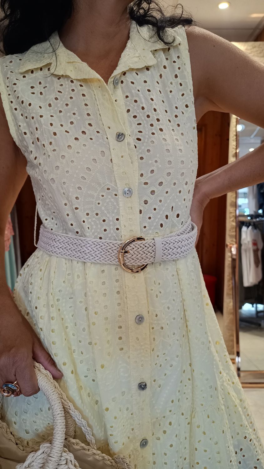 Robe chemisier broderie anglaise jaune clair Robe chemisier broderie anglaise jaune clair