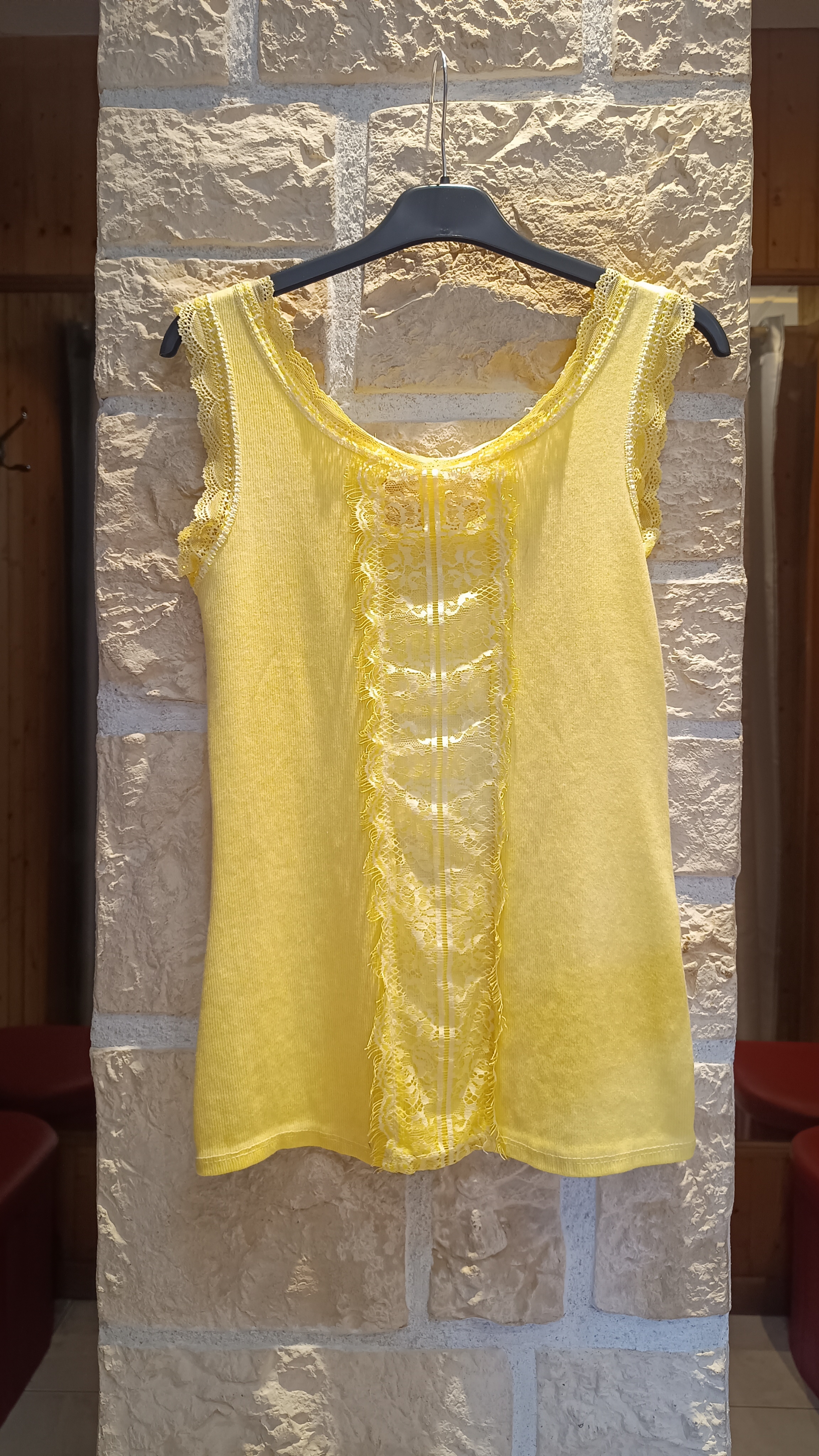 Débardeur ajusté dentelle jaune