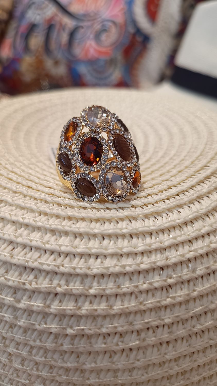 Bague multi pierres strass caramel Bague multi pierres strass caramel