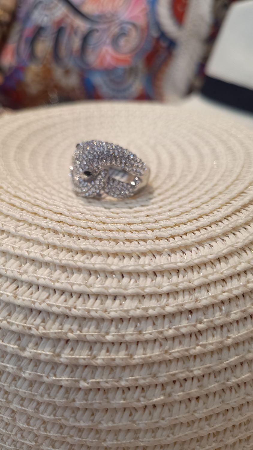 Bague Serpent blanc strass Bague Serpent blanc strass