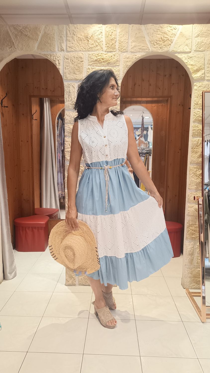 Robe midi broderie anglaise 