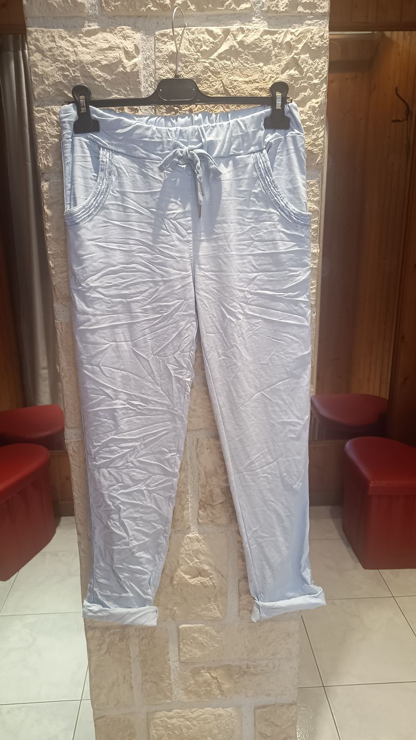 Jogger liseré bleu ciel Jogger liseré bleu ciel