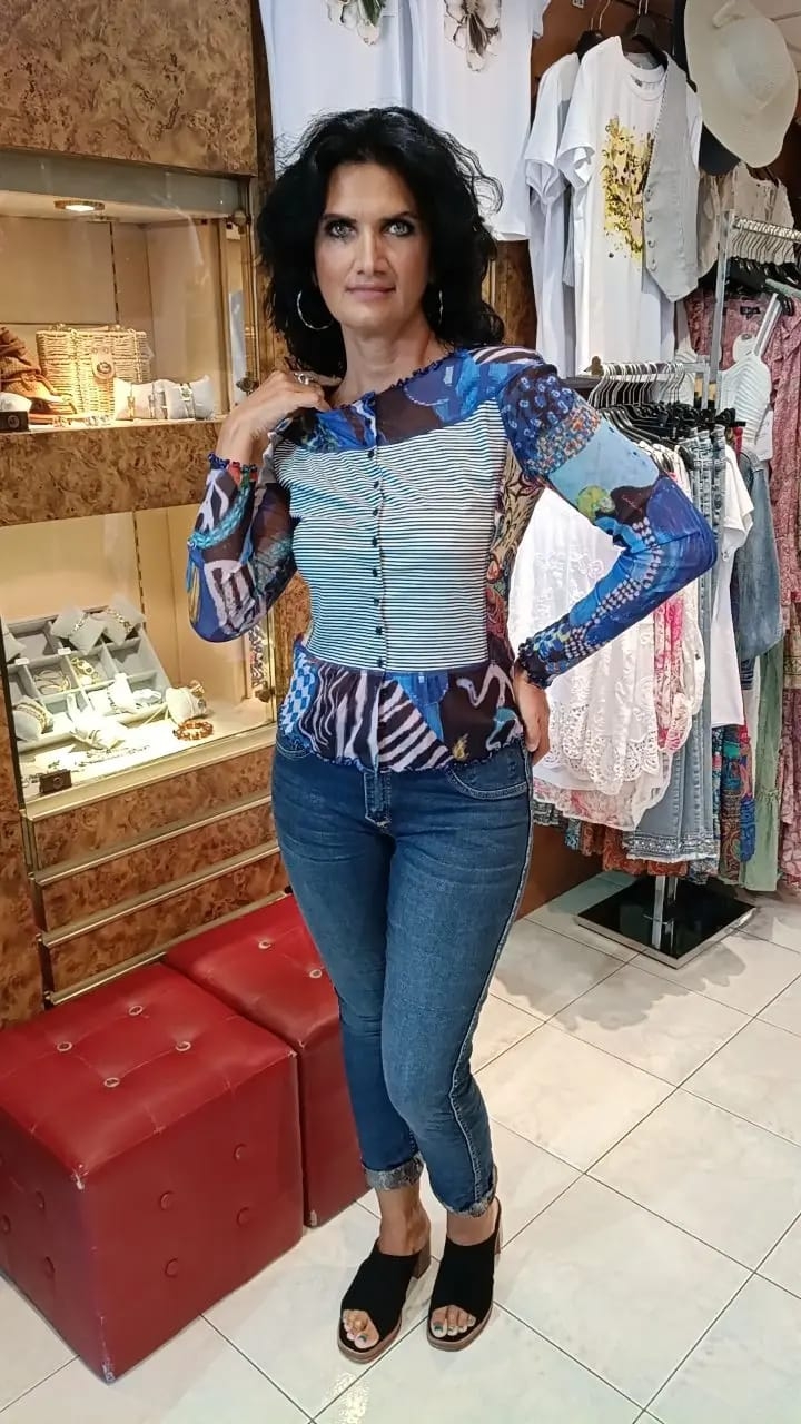 Blouse boutonnée Charlotte bleu royal