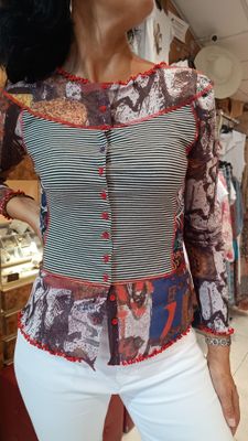 Blouse boutonnée Desy rouge Blouse boutonnée Desy rouge