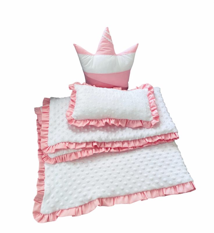 Babydecke mit Rüschen und Spitze