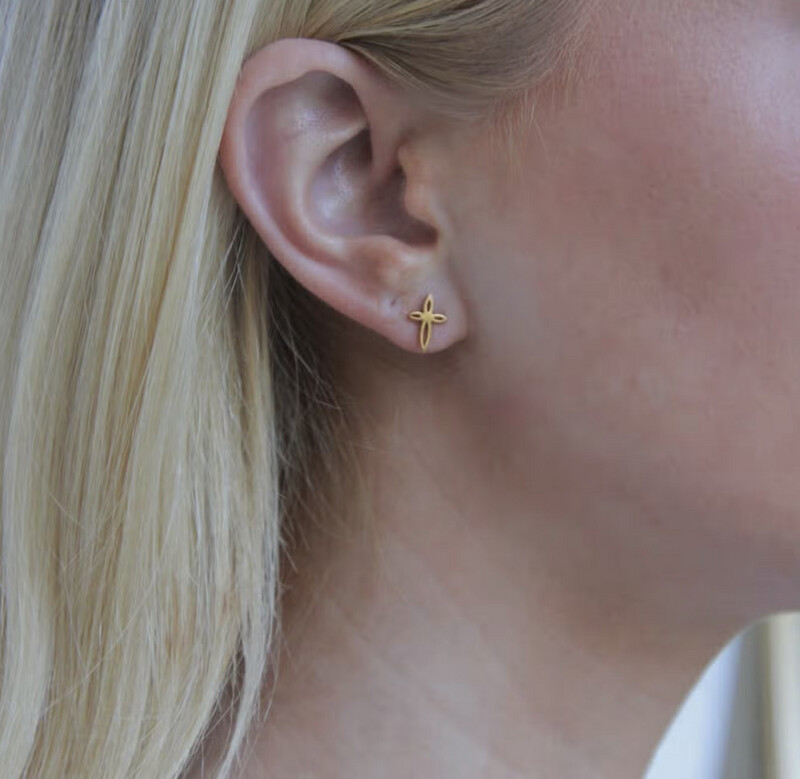 Steele Sloan Cross Earrings