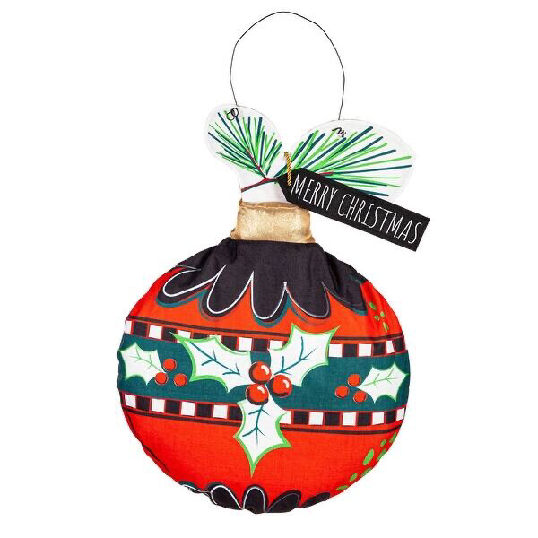 Evergreen Estate Door Decor Ornament