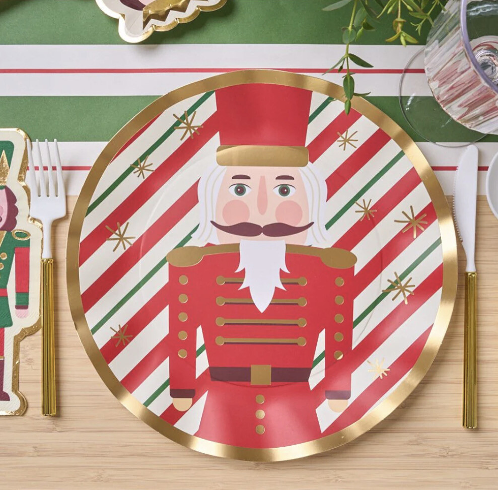 Sophistiplate Dinner Plate Nutcracker
