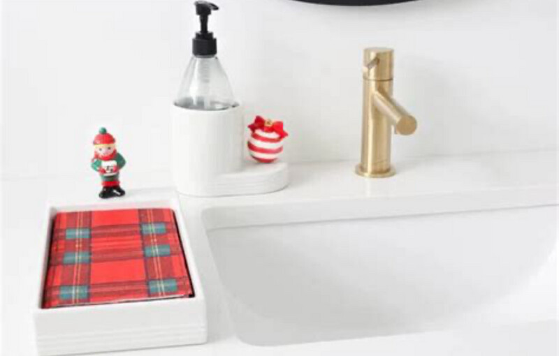 NF Guest Towel Holder