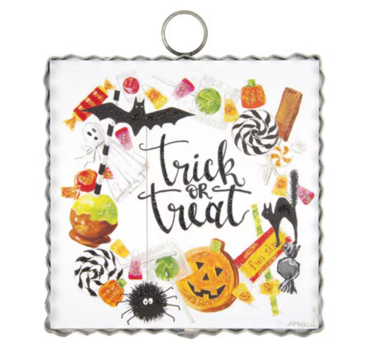 RT Mini Gallery Trick Or Treat Wreath