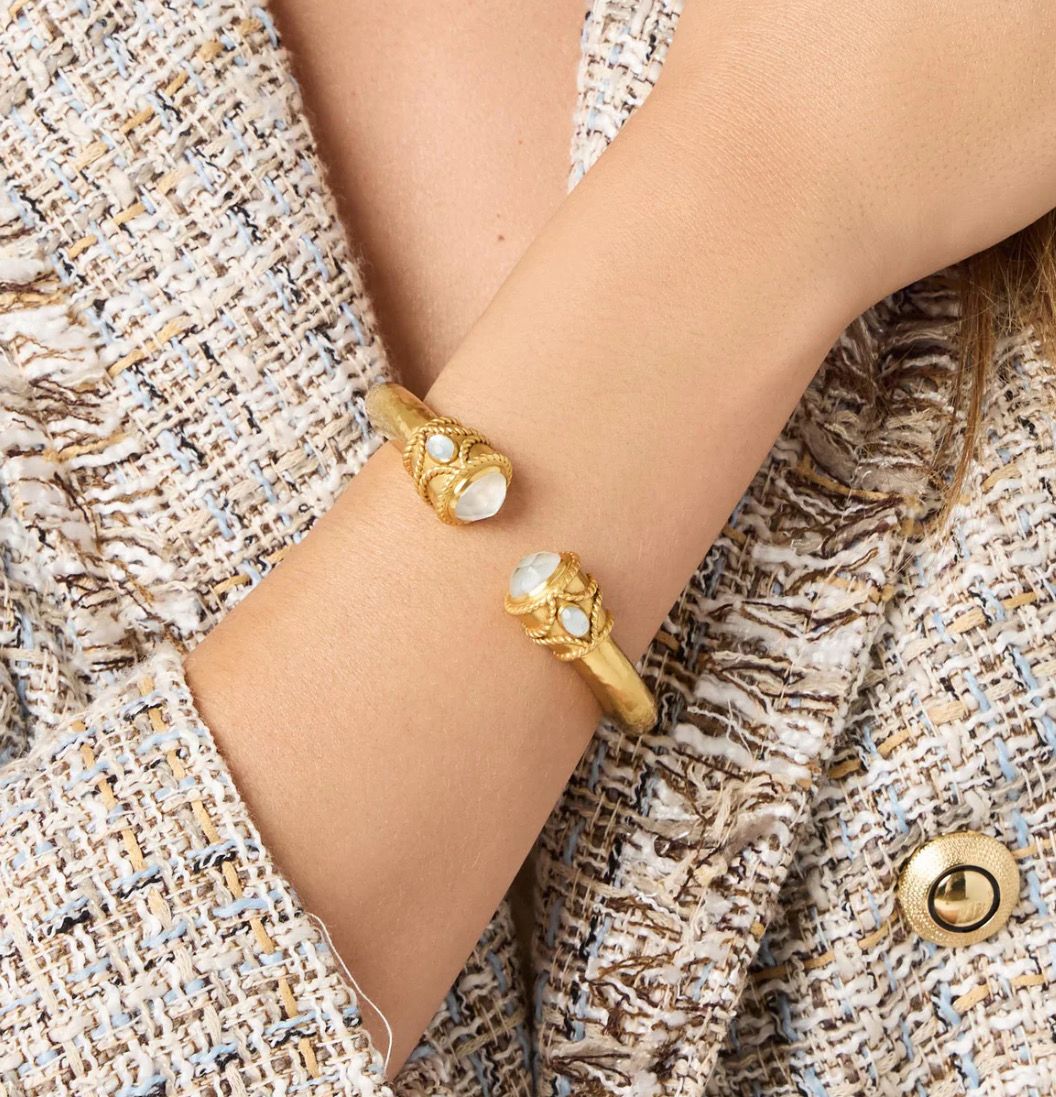 Julie Vos Nassua Demi Cuff