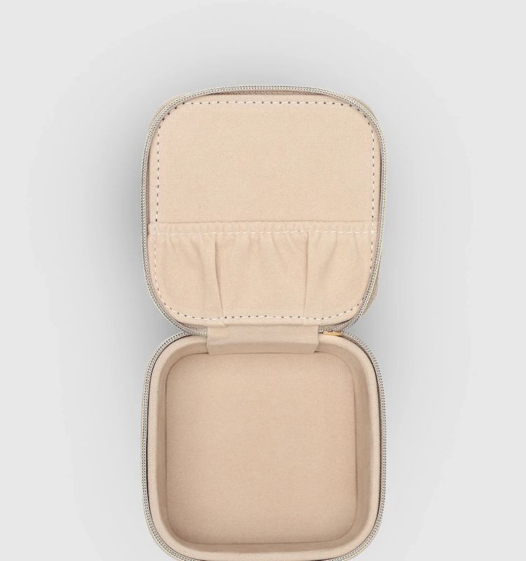 Louenhide Beau Croc Jewelry Case Putty