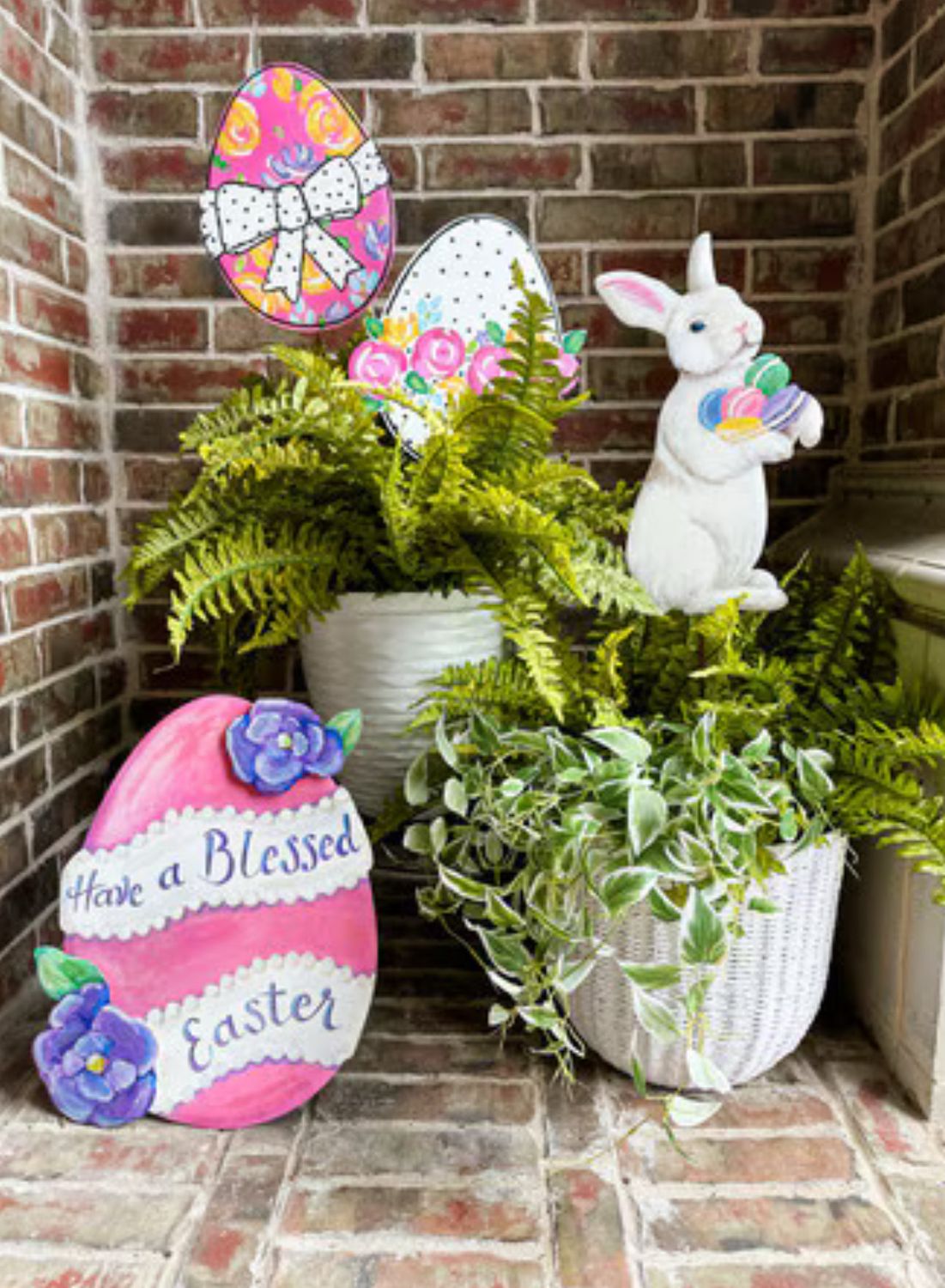 Round Top Sweet Tooth White Bunny