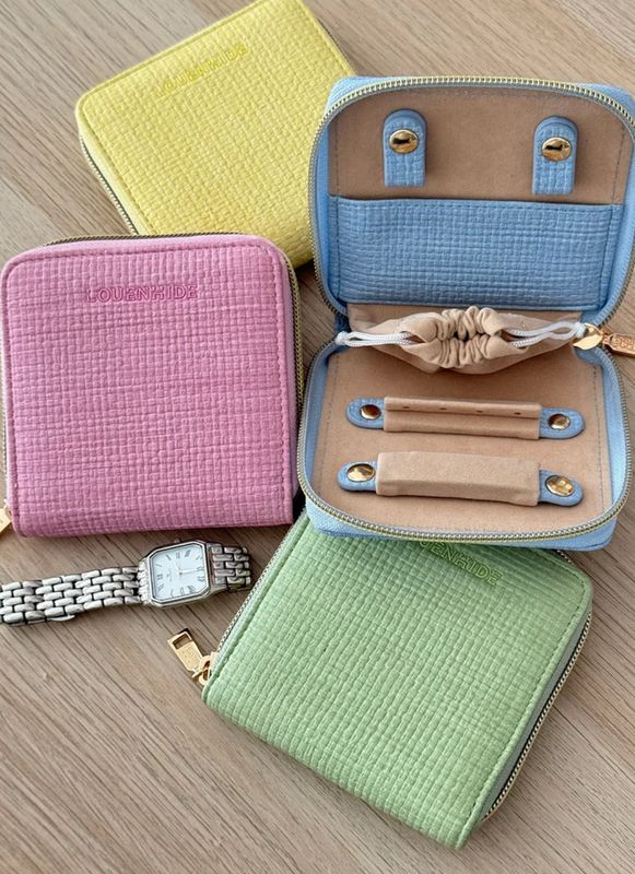 Louenhide Juniper Jewelry Case
