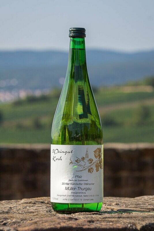 2023 Steinacker Müller-Thurgau 1,0 Liter 2023 Steinacker Müller-Thurgau 1,0 Liter