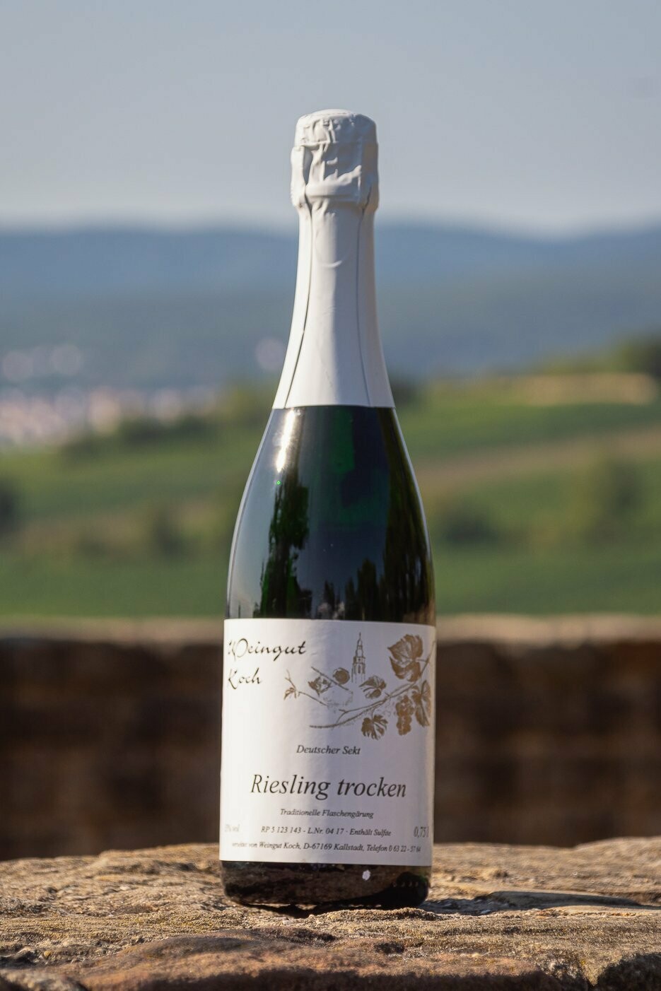 Riesling trocken 0,75 Liter Riesling trocken 0,75 Liter