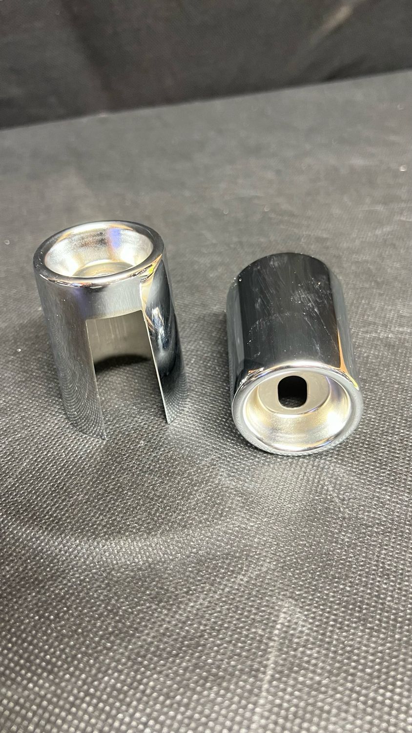 SPORSTERS REAR SHOCK STUD COVER KIT