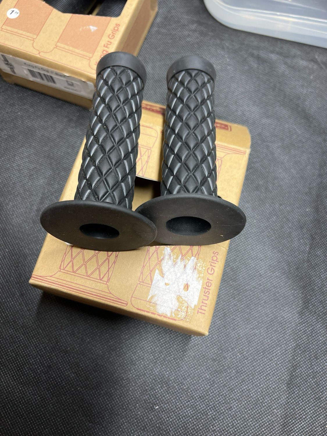 BILTWELL GRILS 1” UNIVERSAL
