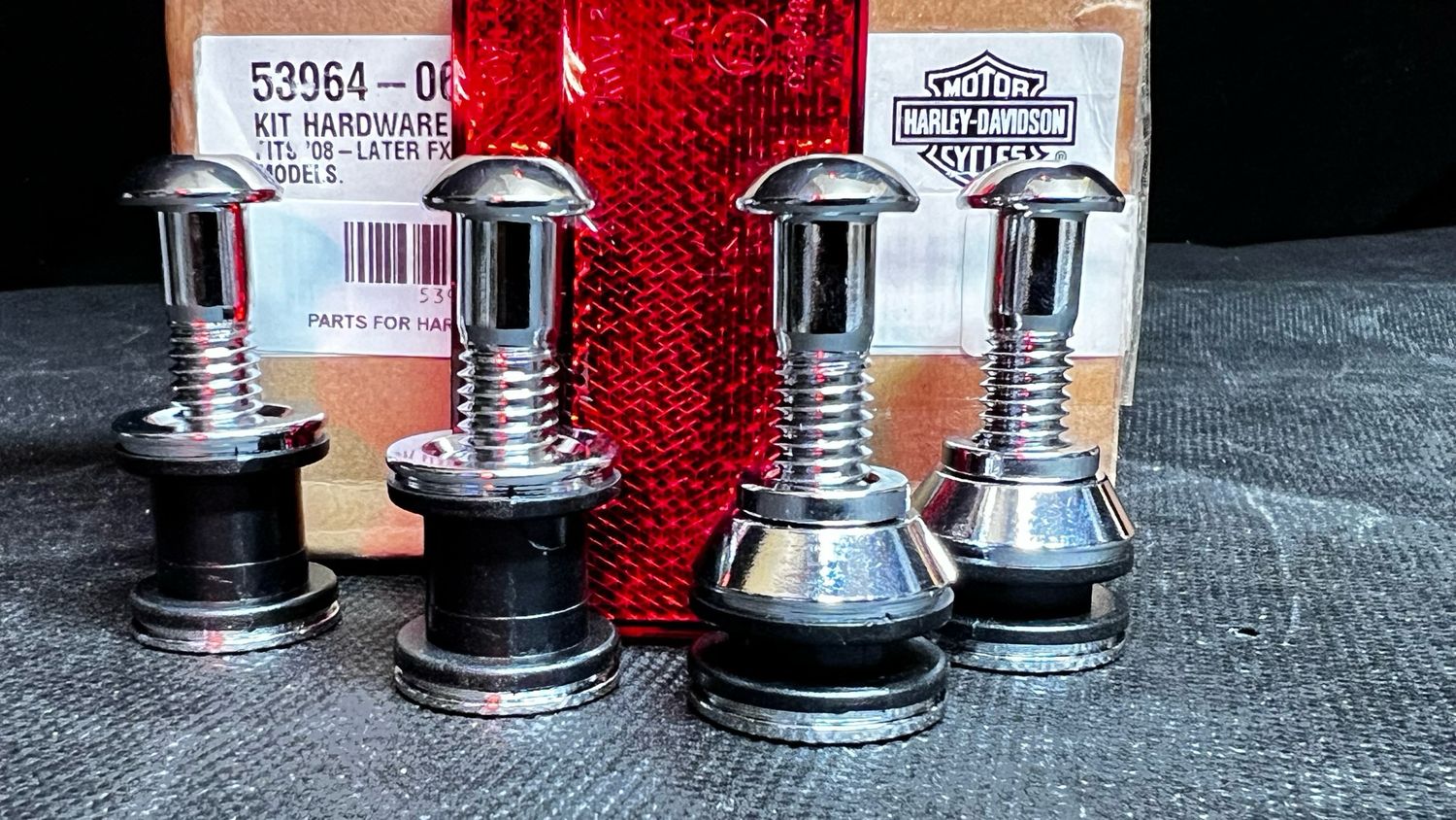 #OEM 53964-06b Fits: 08-17 FXDF 09-10 FXDFSE and 06-08 FXDWG models