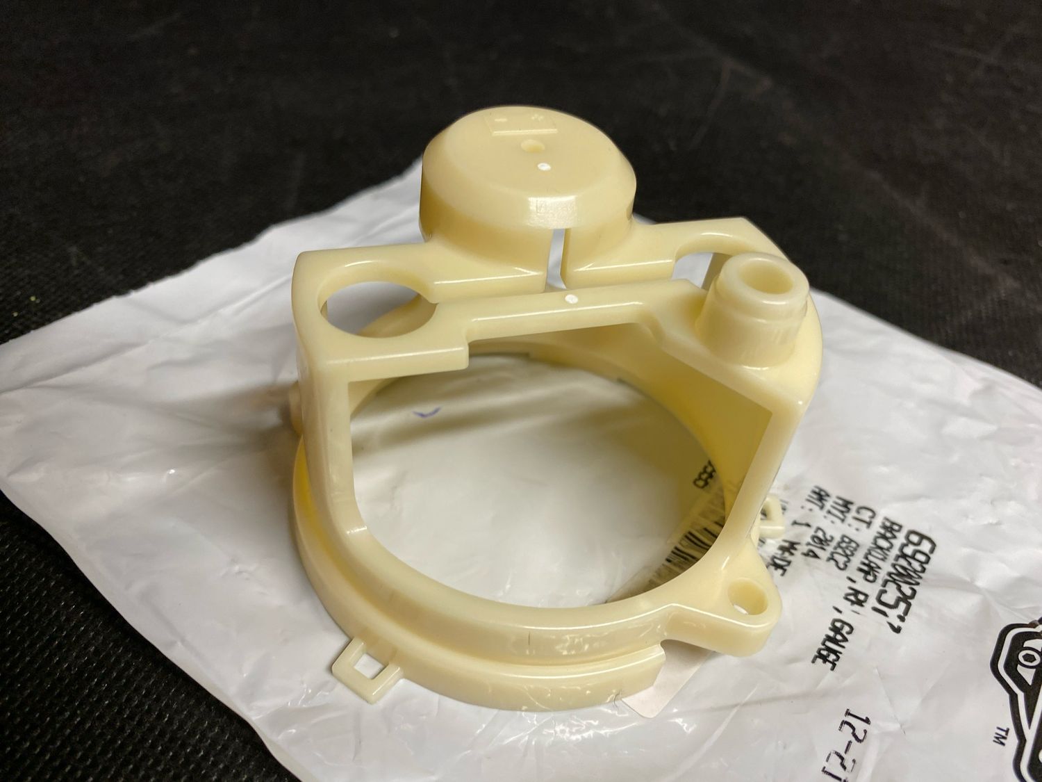 #OEM 69200257 18-23 Touring Volt Gauge Cradle Backclamp FLHT FLTR FLHX