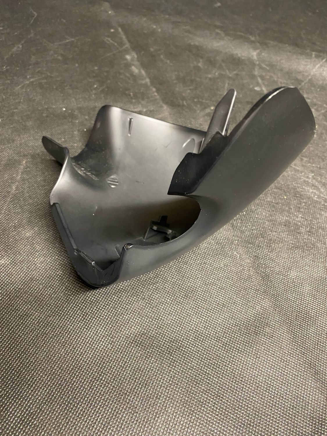 #OEM 57100113  CAP FAIRING (LOWER) (RIGHT) (UNPAINTED)