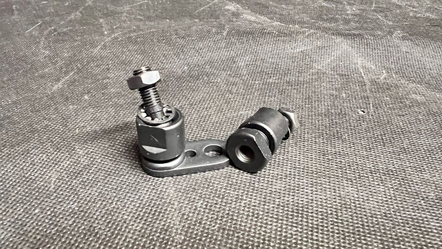 #OEM 68185-00 front turn signal swivel kit. Black