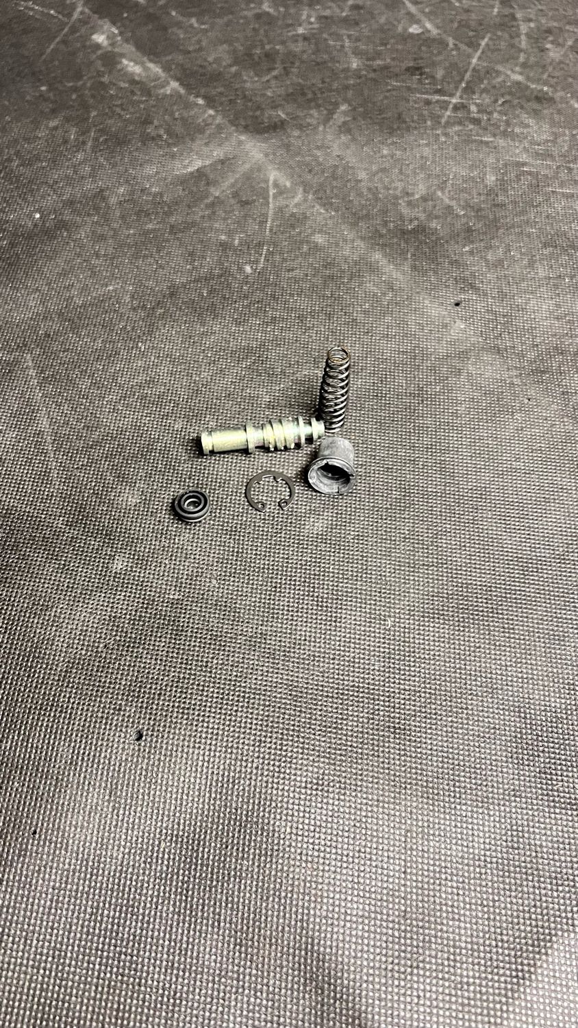 07-13 XL Sporster, Master Cylinder Rebuild Kit