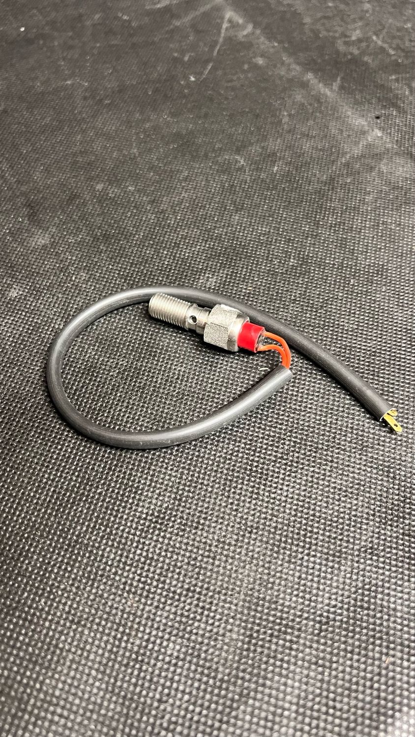 Banjo bolt, 7/16-24 threaded