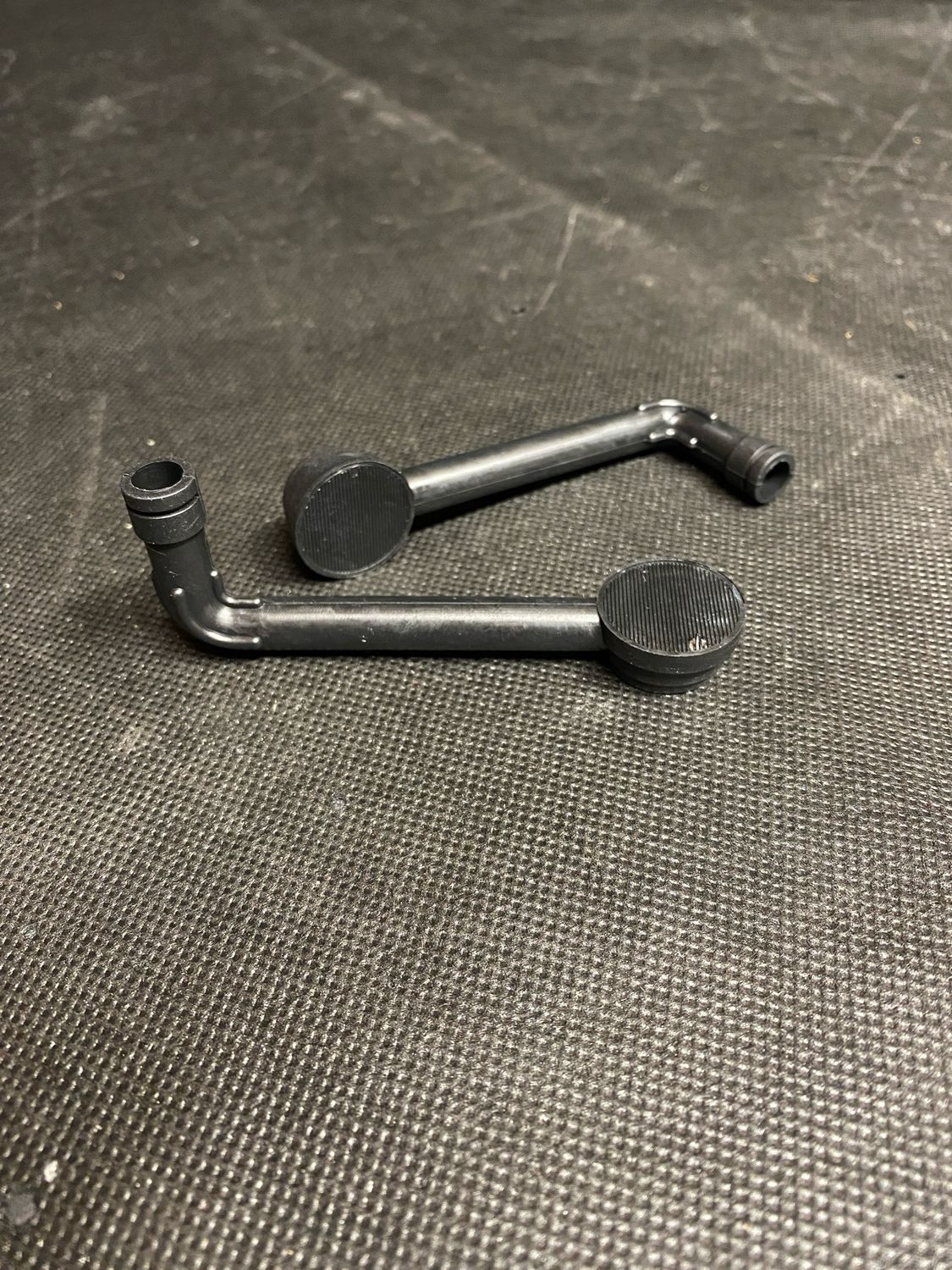 93-99 Softail; 93-98 Dyna; 93-98 FLT/TOURING; 95-03 XL  Air Cleaner Breather tube