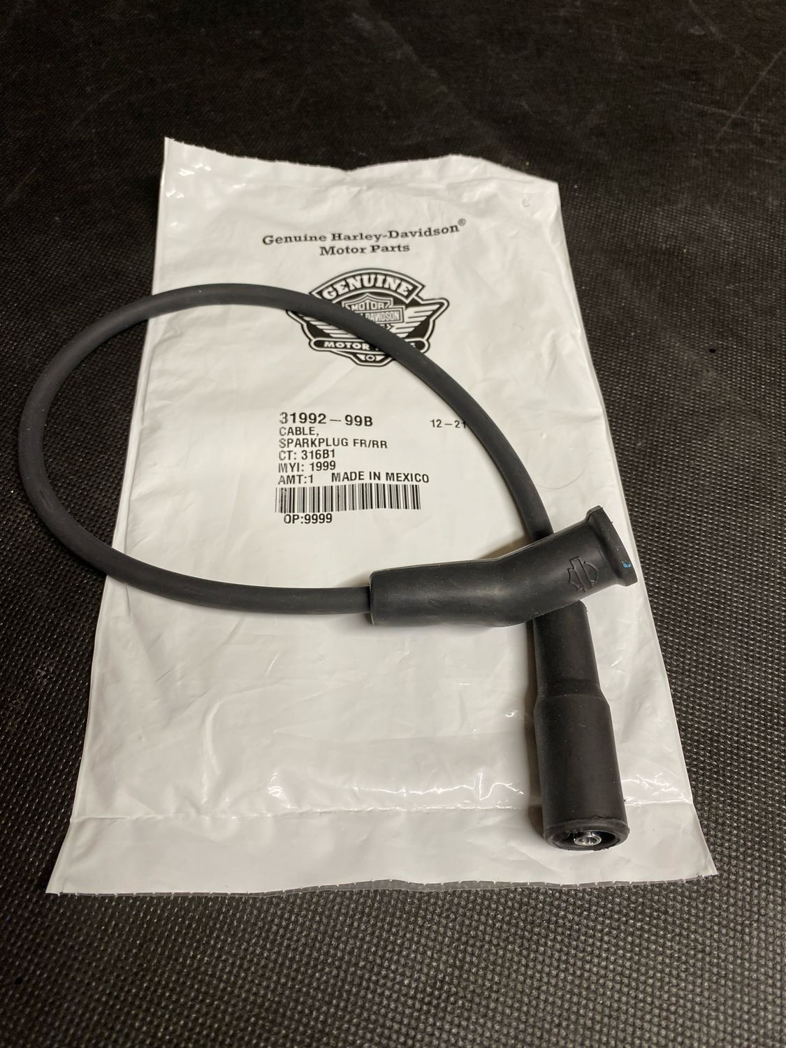 #OEM 31992-99b Spark Plug 01-08 Touring 