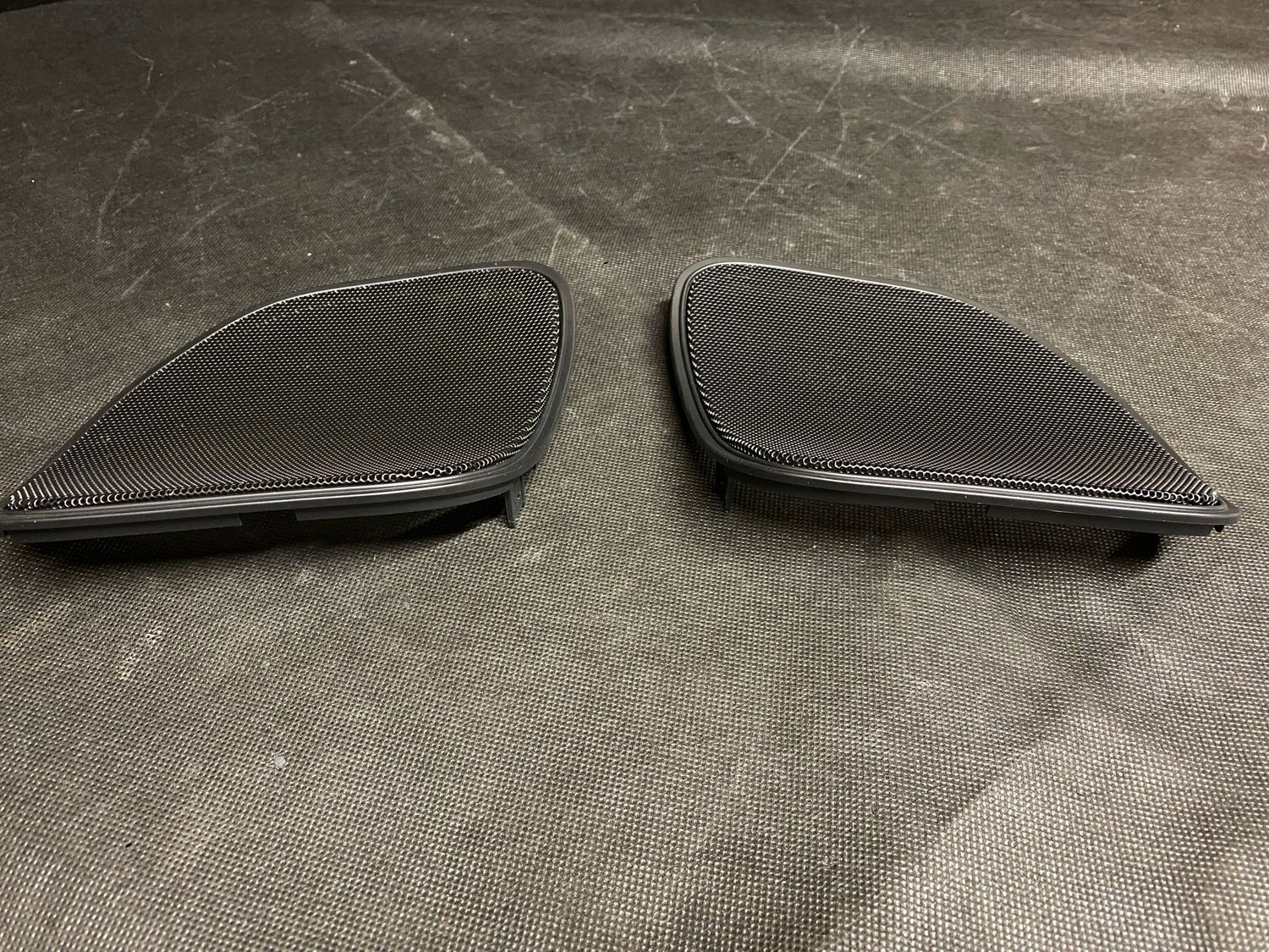 15 up Road Glide Front Speaker Grills