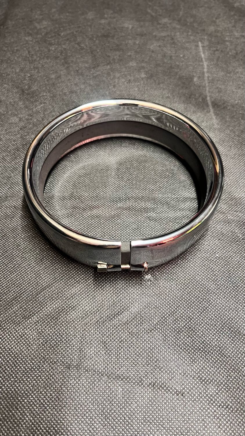 #OEM 69623-99a 5-3/4 Headlight Ring Dyna, Breakout Softail Standart